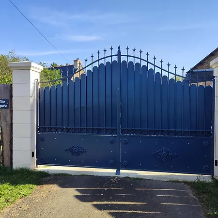 Gîte La Pâquerie Le Louroux-Béconnais Exterior foto